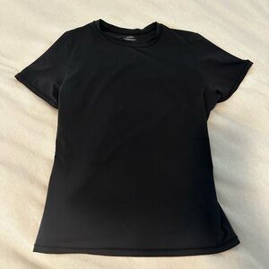 SKIMS fits everybody black onyx shirt size M